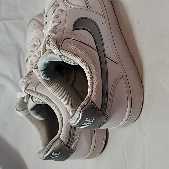 Nike Court Vision Low Sneaker, White Silver, Women's size 9, CD5434-111 (USED) - Picture 5 of 9